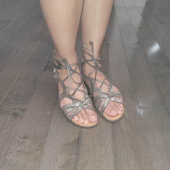 Gentle Soul Break My Heart Gladiator Sandals - Picture 7 of 7